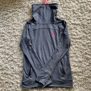 Grey Under Armour Sweatshirt